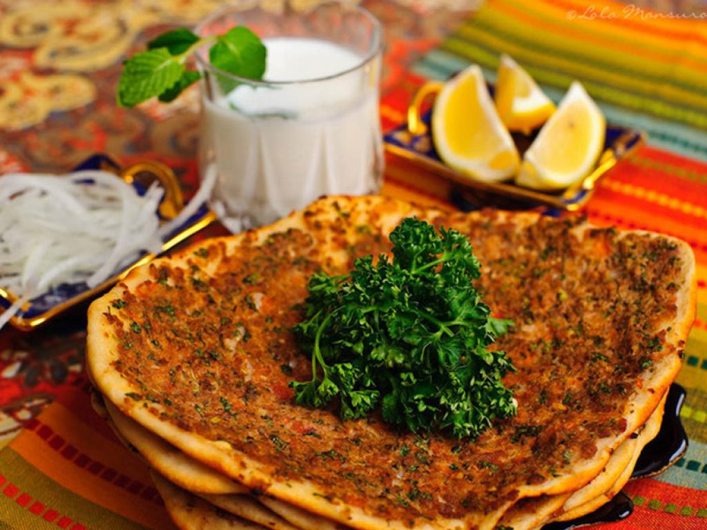 BEYLİKDÜZÜNDE KEBAP SALONU PAKET SERVİS