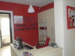 REALTYWORLD